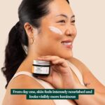 The Body Shop Vitamin C Glow Boosting Moisturiser 50ml - Image 2