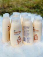 Boots Cocoa Butter & Vitamin E Body Lotion 390ml - Image 2